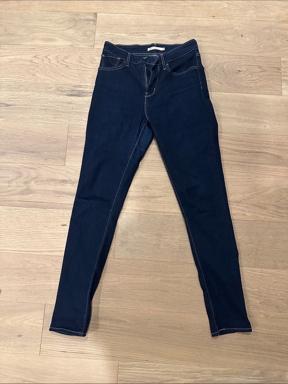 Levi's Women's Navy Skinny Jeans